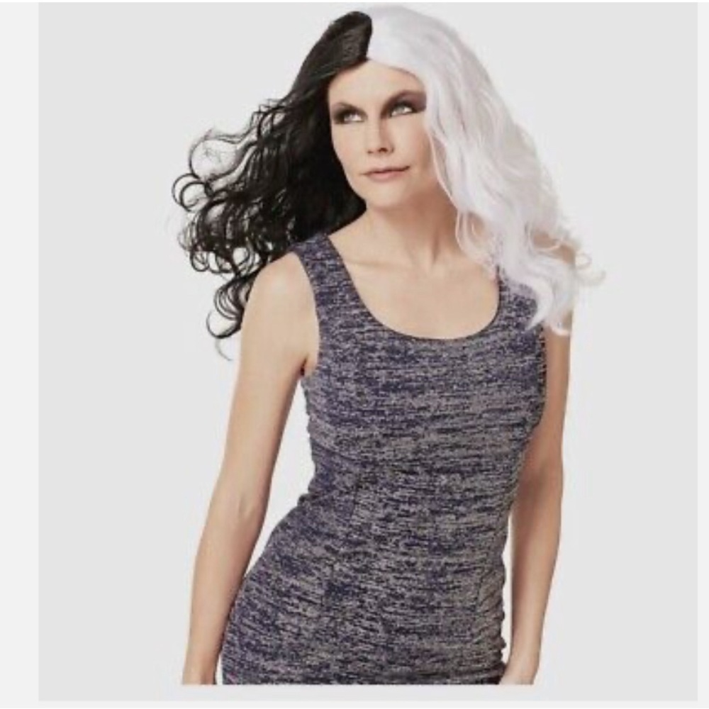 Target Adult Day and night wig. NWT
